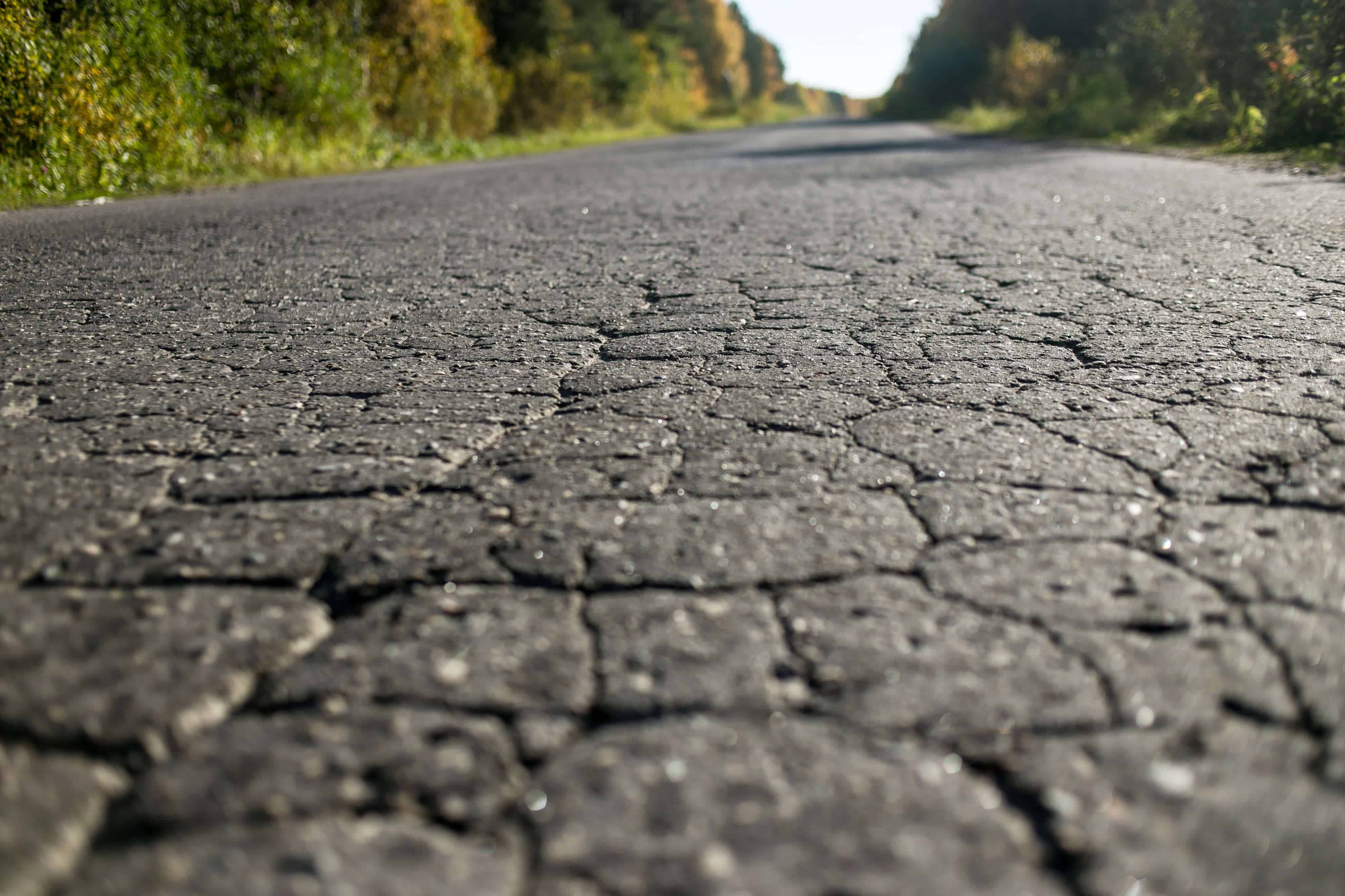 3 Signs Asphalt Pavement Needs Concrete Repairs 